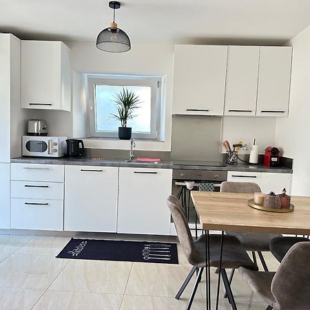 Superbe Appartement Proche De Stations De Ski 托农莱班 外观 照片