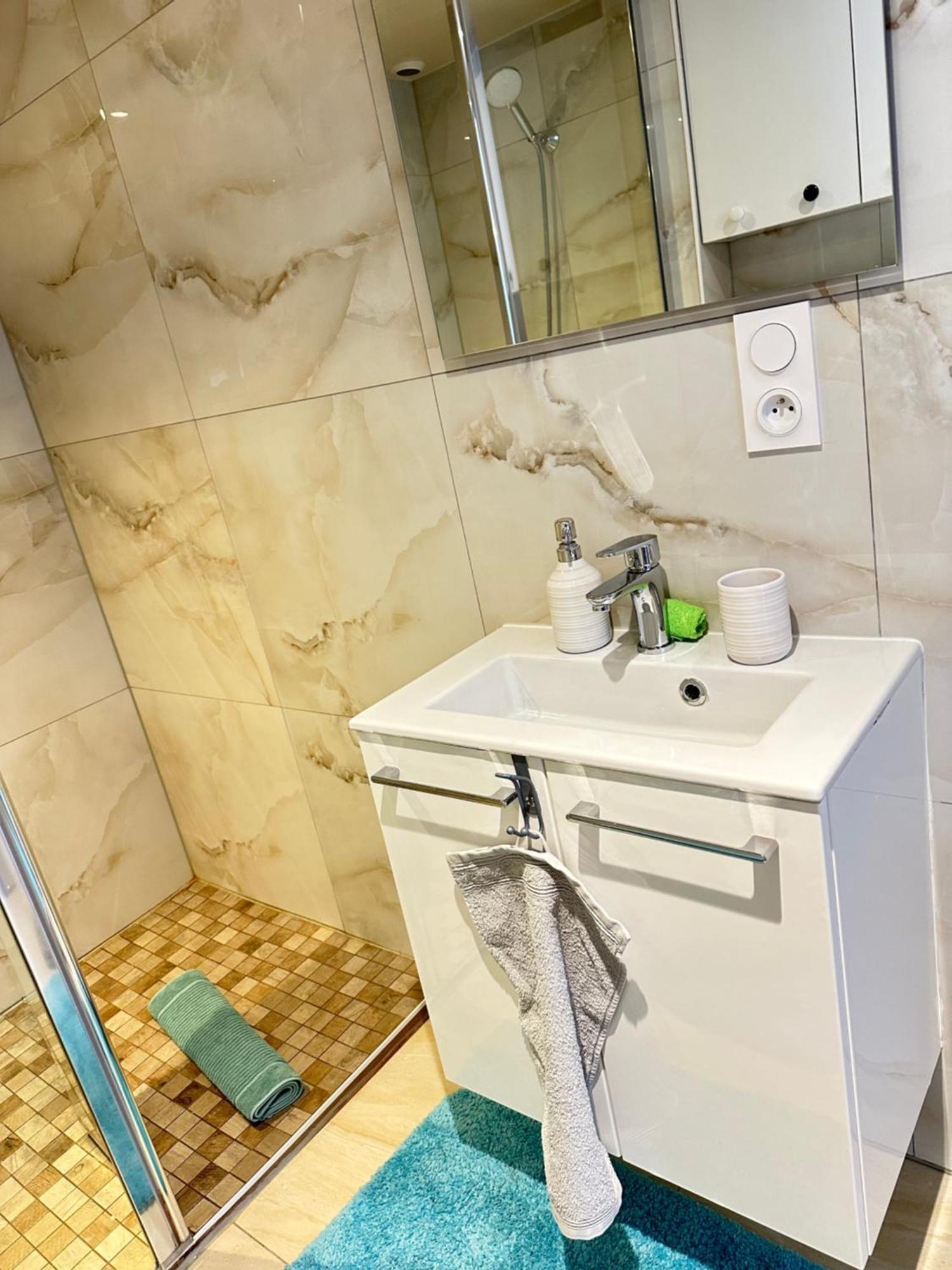 Superbe Appartement Proche De Stations De Ski 托农莱班 外观 照片